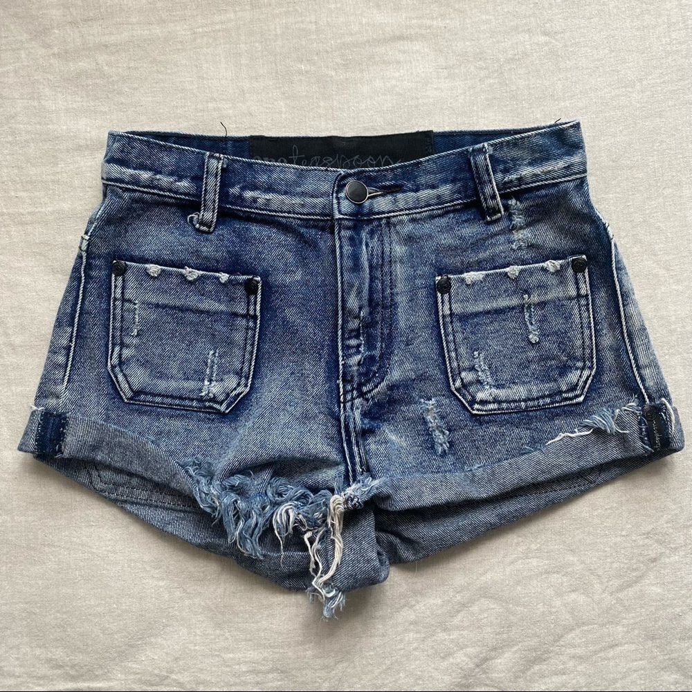 One Teaspoon Denim Shorts - Picture 2 of 8